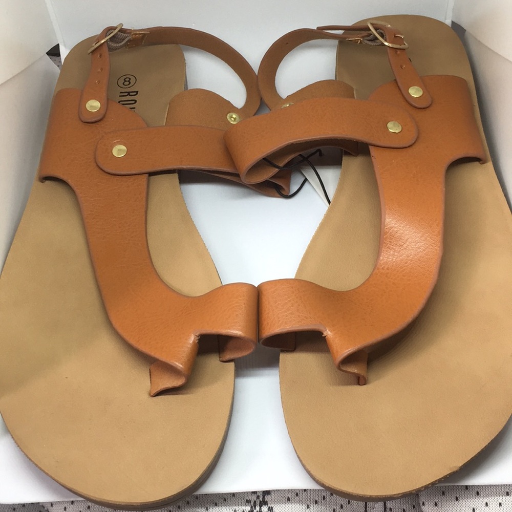Women’s sandals size 8